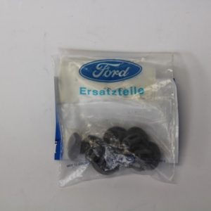 Rear hatch retainer plug  kit 3 door .