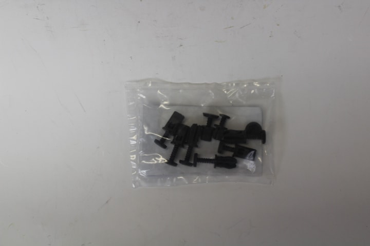 Scuttle panel retainer kit 3 door