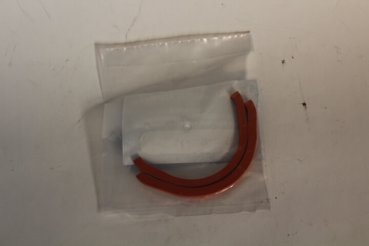 Seal Cam Cover Half Moon pair