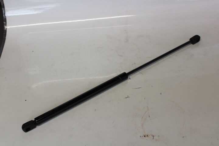 Gas Strut Pair for 3DR RS, RS500 and XR4i Hatch