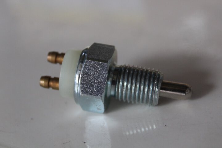 Type E/F/2/3/9 Reverse Light Switch