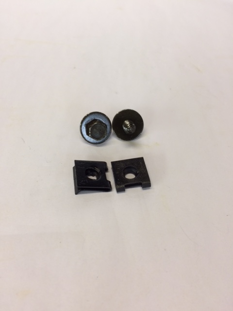 Radiator to Coolant Pipe Retainer Kit - Image 2