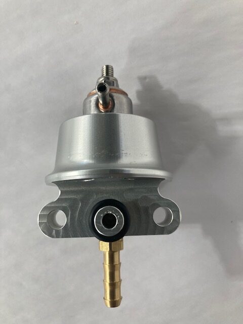 Fuel Pressure Regulator Adjustable 4x4 Sapphire