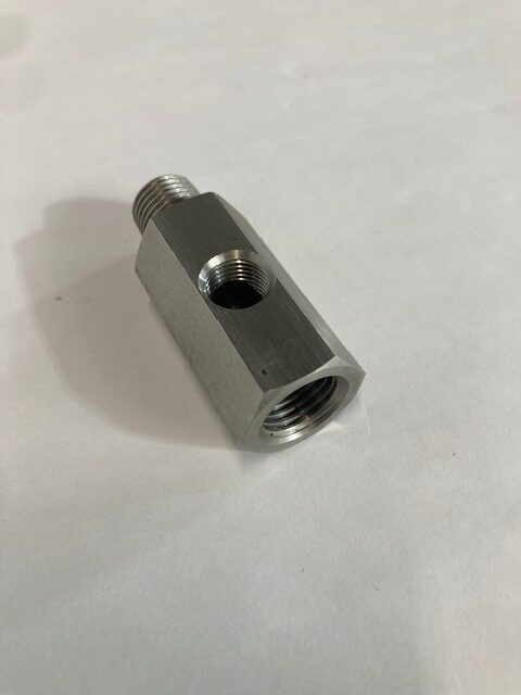 Oil Gauge Adaptor Union.